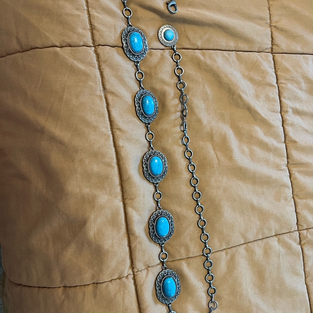 Turquoise Oval Pendant belt